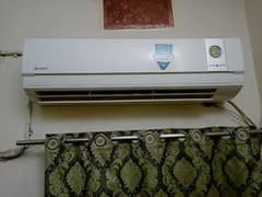 Gree 1.5 ton Non Inverter