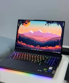 Lenovo legion 7 pro  RYZEN 9 7945HX
