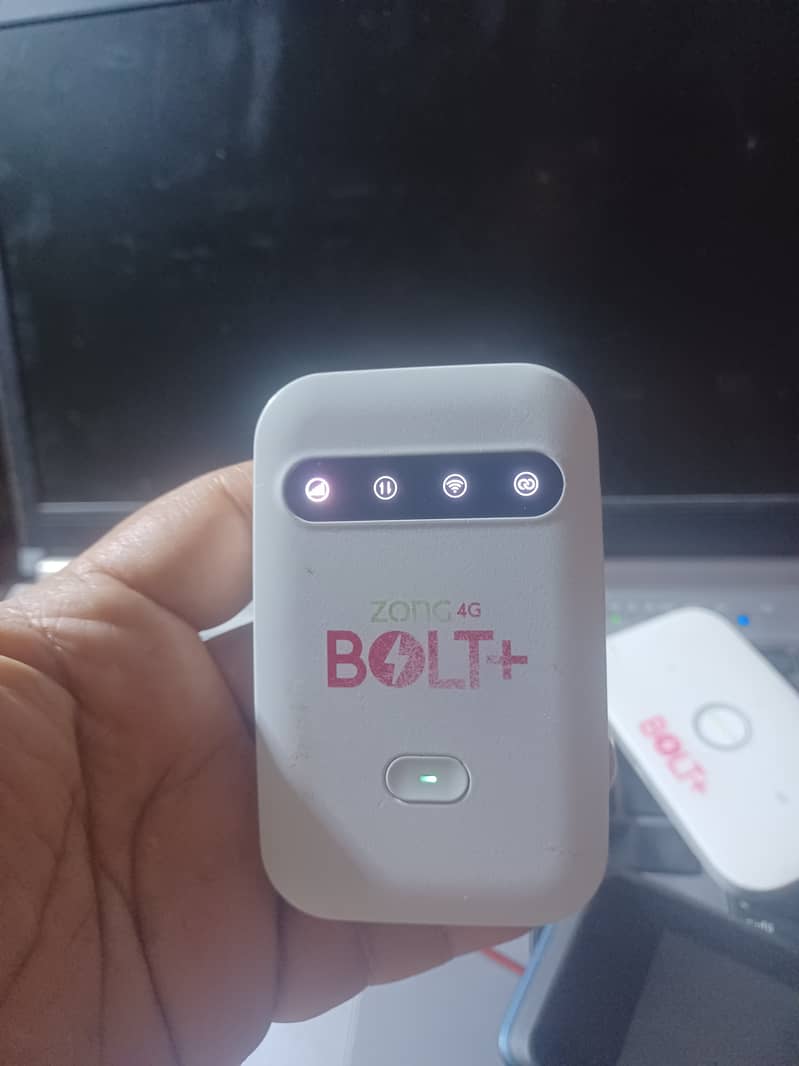 internet device networking whatsap 0.3. 033.55. 7.15 only RS 5500 5