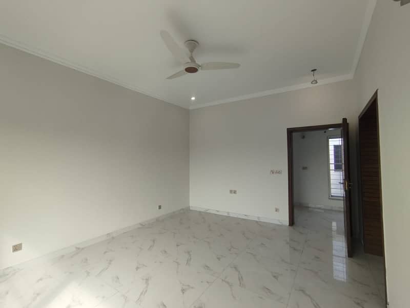 Main Boulevard Upper Portion For Rent Dha Phase 6 4