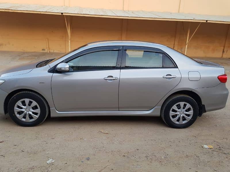 Toyota Corolla GLI 2013/2014 gli b2b original  spare like new 6