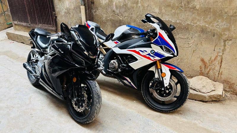 Kawasaki ninja ZX 300, bmw S1000 RR - R 16