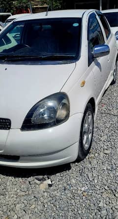 Toyota Vitz 2000