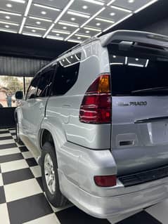 Prado 2005/2007 3400 cc petrol limited edition