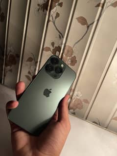 iPhone 13 Pro with box non pta (factory unlocked)