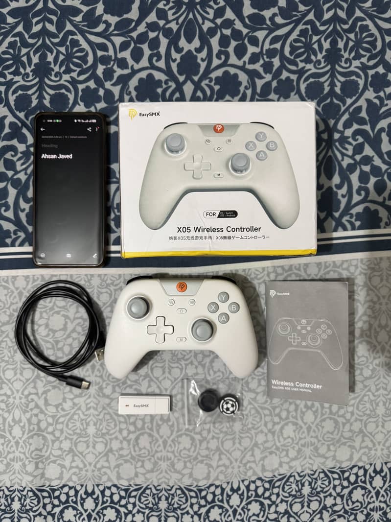 EasySMX X05 and Gamesir NovaLite Hall Effect Gaming Controllers 0