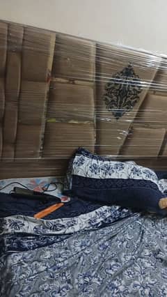 Queen size bed
