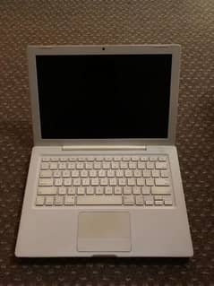 dell inspiron n5010 4gb ram 320gb rom 15.6 inches lcd read add