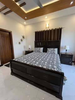 Chinioti wooden bed with Dressing table