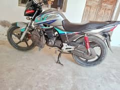 Honda CB150 F