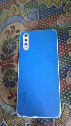 vivo S1