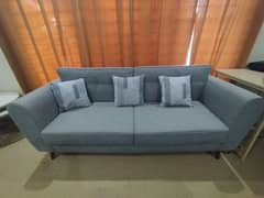5 Seater sofa with Table
