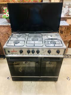 Cooking range / 4 burner and grill