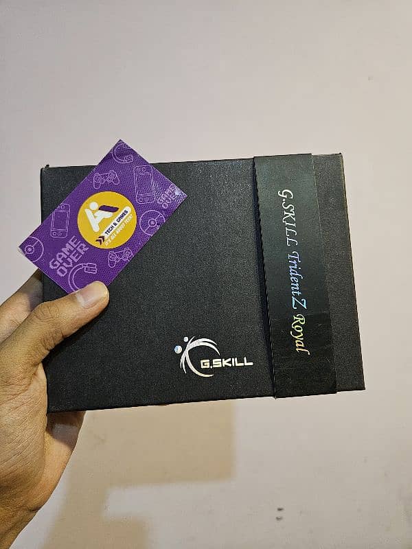 Amd ryzen 5 5600 with Asus Rog Strix X470-FGaming royal gold trident z 10