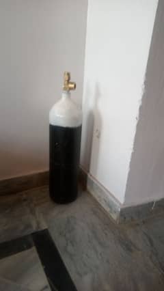 shakil Ahmed khan oxygen cylinder