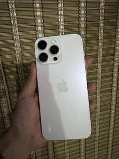 Iphone 16 pro max 256gb factory unlock LLA kit white 10/10 0-1 cycle