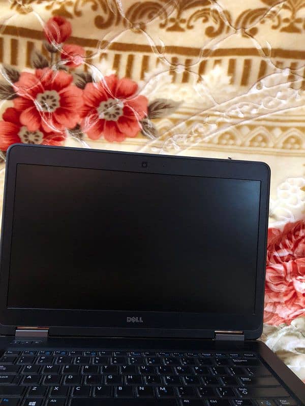 dell latitude core i3 4th gen 6