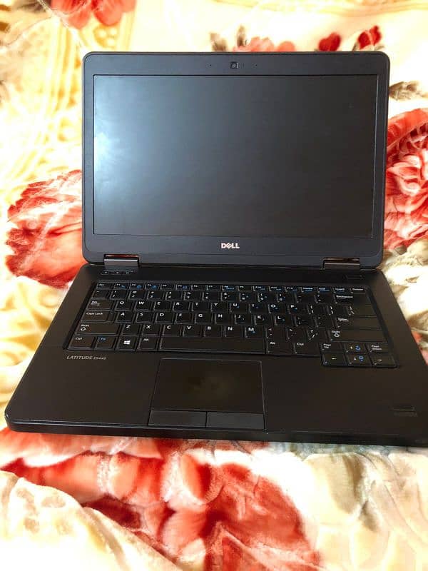 dell latitude core i3 4th gen 7