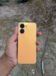 Vivo Y56 (8 GB Ram + 256 GB Rom)