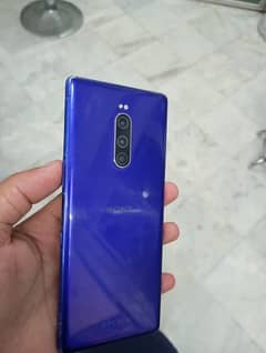 Sony Xperia sov40