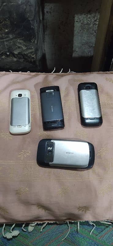Nokia N8 , Nokia 808 , BlackBerry Q10 PTA approved 03068344559 11