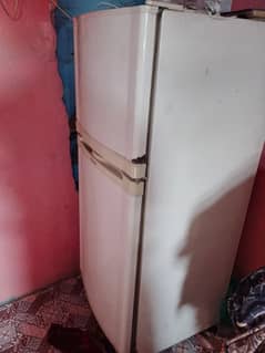 Dawlance fridge for sale