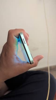 vivo y 03t 4/128 just gllas changed but still in warrenty