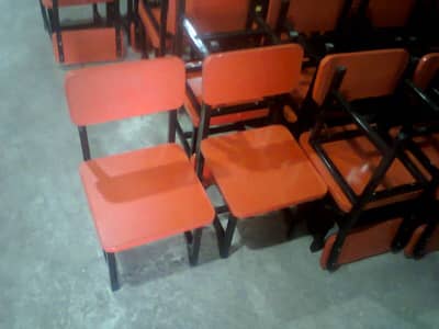 Montessori chair