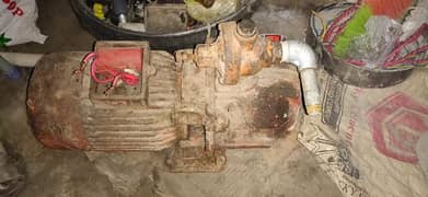 Laal Water Pump