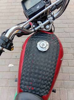 HONDA CD 70 2018 MODEL. Genuine condition