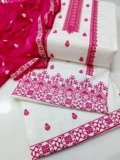 3 Pcs Women's Unstitched Lawn Embroidered Suit
