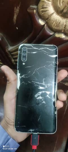 SAMSUNG GLAXY A70 10/7 CONDITION