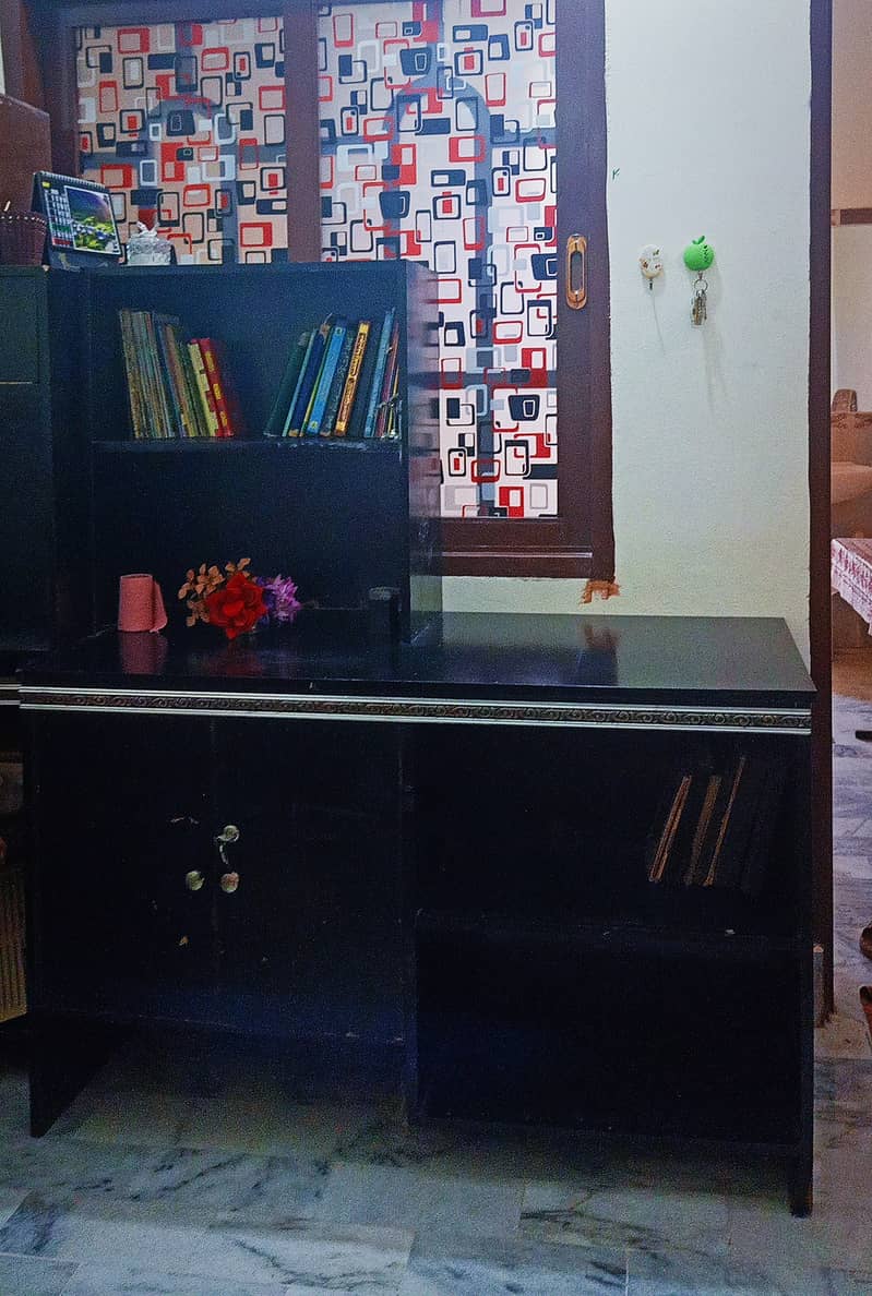 study table with one side shelf 0