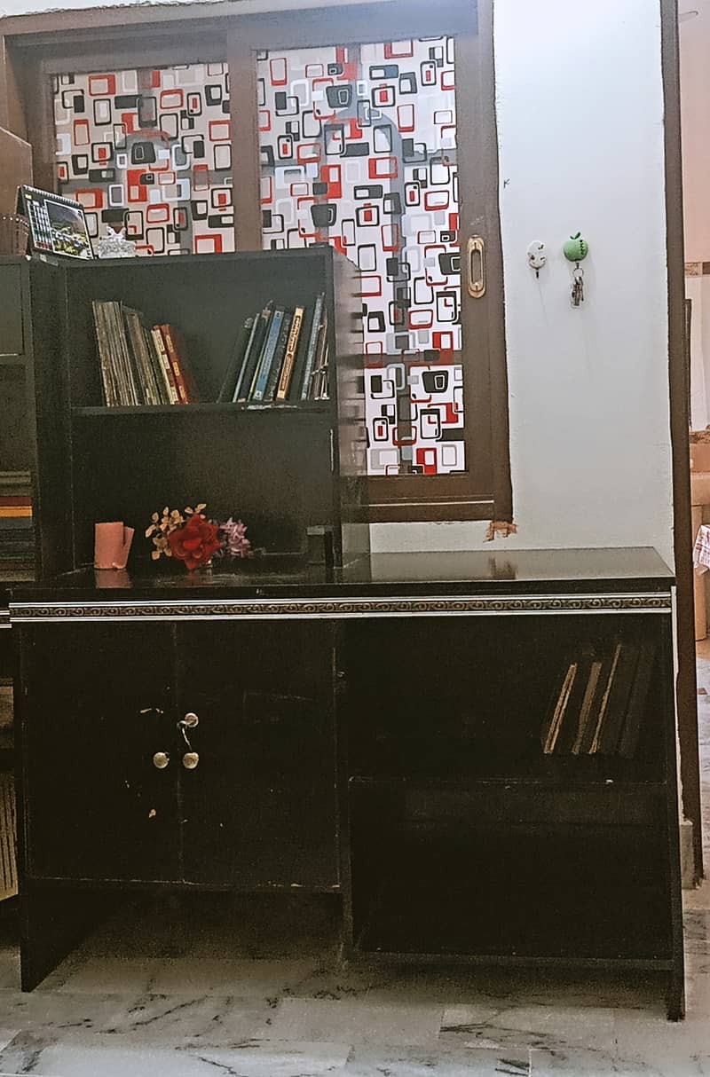 study table with one side shelf 2