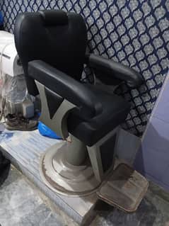 Saloon chair in good condition
