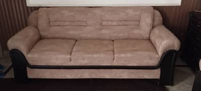 06 month used sofa set