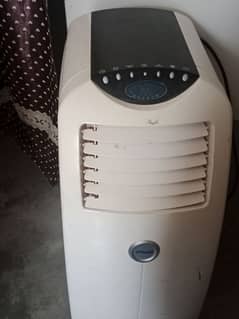 Portable AC for cell