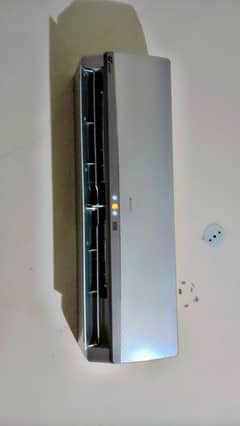 1 tan dc invertar gree