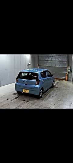 Daihatsu Mira EiS 2022