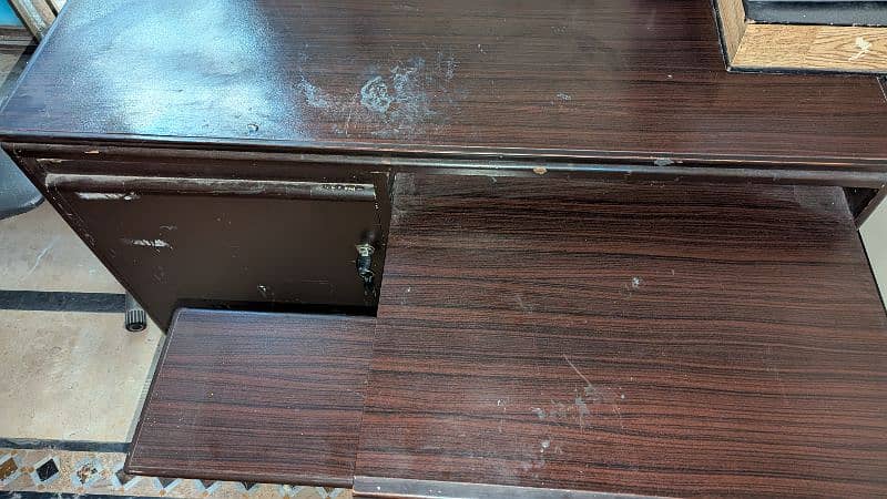 Computer Table with two cabinets and a keyboard and mouse Tray 1