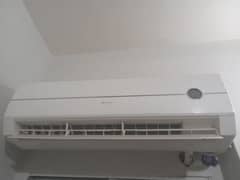 Gree 2 ton Non Inverter