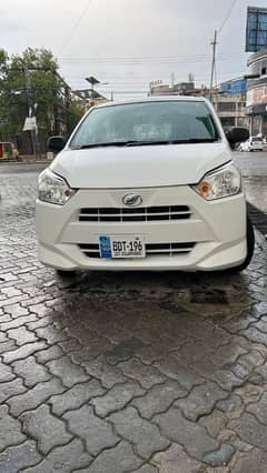 Daihatsu Mira 2022
