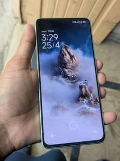 Redmi note 13 8+4/256 GB