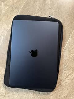 Macbook Air 2022 In Warranty