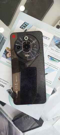 NUBIA 5G GAMING PHONE 8-266GB NEW CONDITION