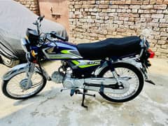 HONDA CD70 2025
