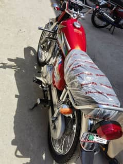Honda 125 bike for sale full genuine bike