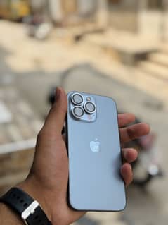 I phone 13 pro 256 gb dual pta bilkul zero phone