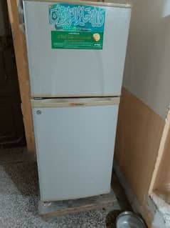 Dawlance fridge for sale.