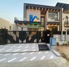 10 Marla Brand New Modern House
